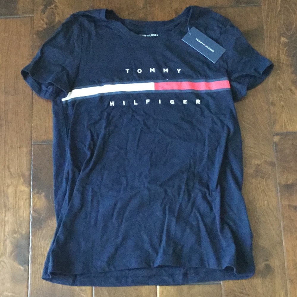 Navy blue Tommy Hilfiger T-shirt